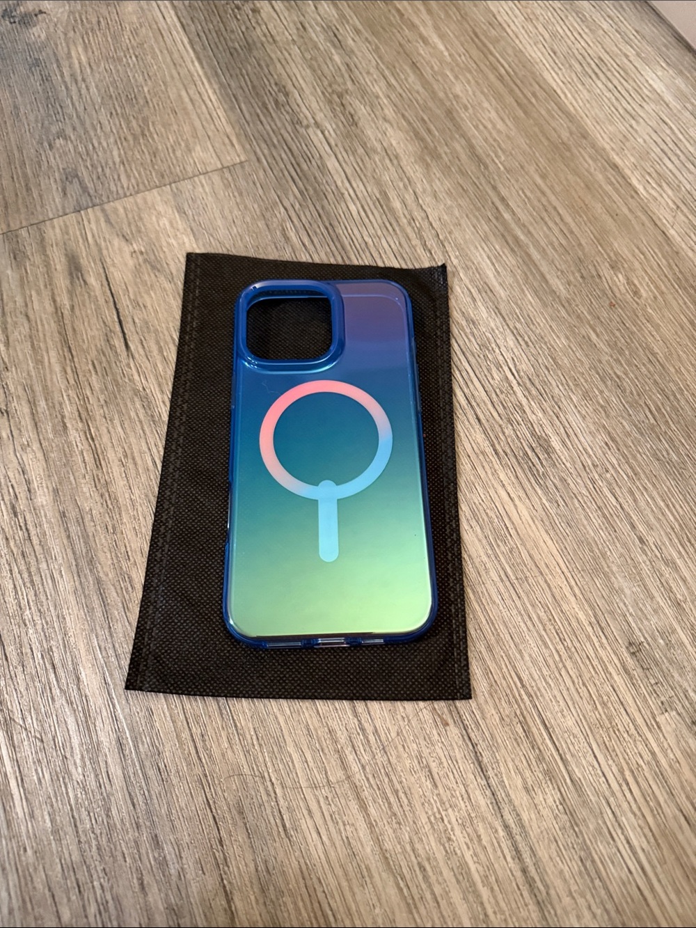 Gradient Blue-Green MagSafe-Compatible Phone Case with Pink Accent